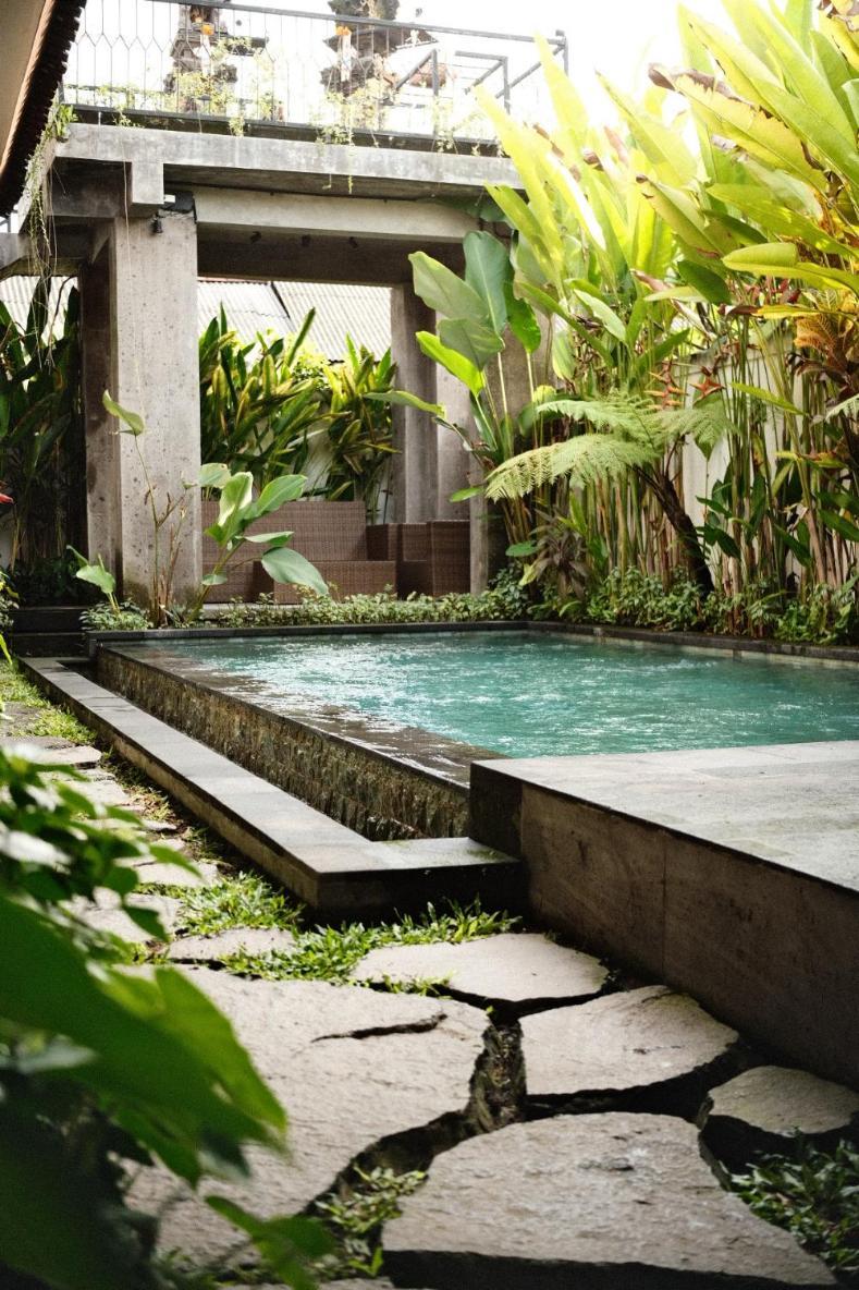 Griya Tropical Hotel Ubud  Exterior photo